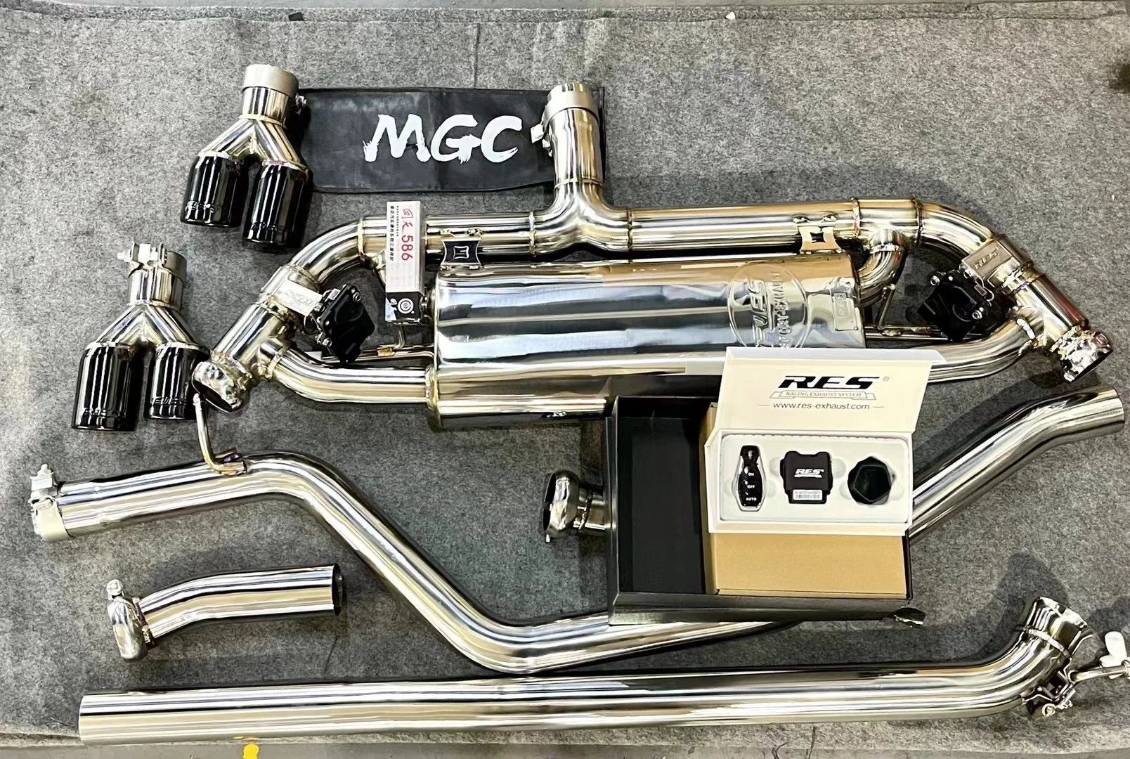 奔驰CLA220 W117 & RES智能阀门排气！