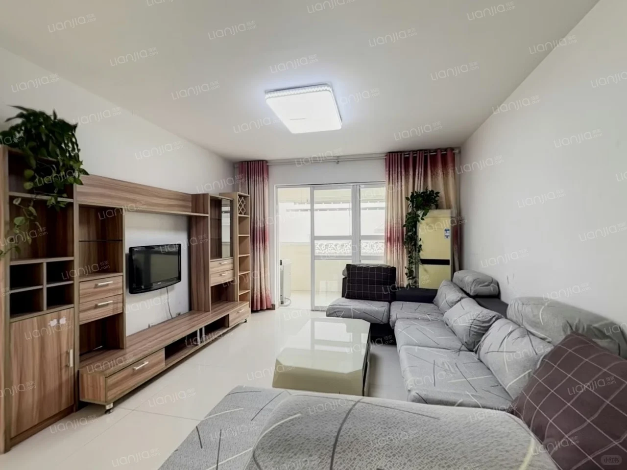 牧业经济家属院，拎包入住大两房，价格优质