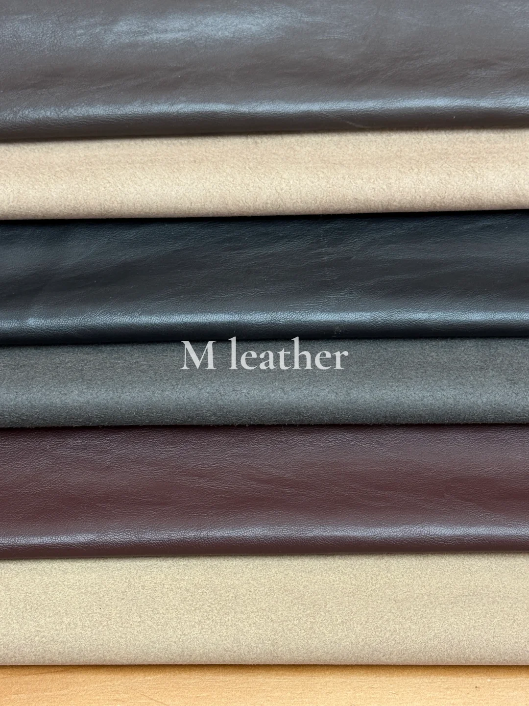 新一代环保皮新之选 —— 水性超纤皮革面料