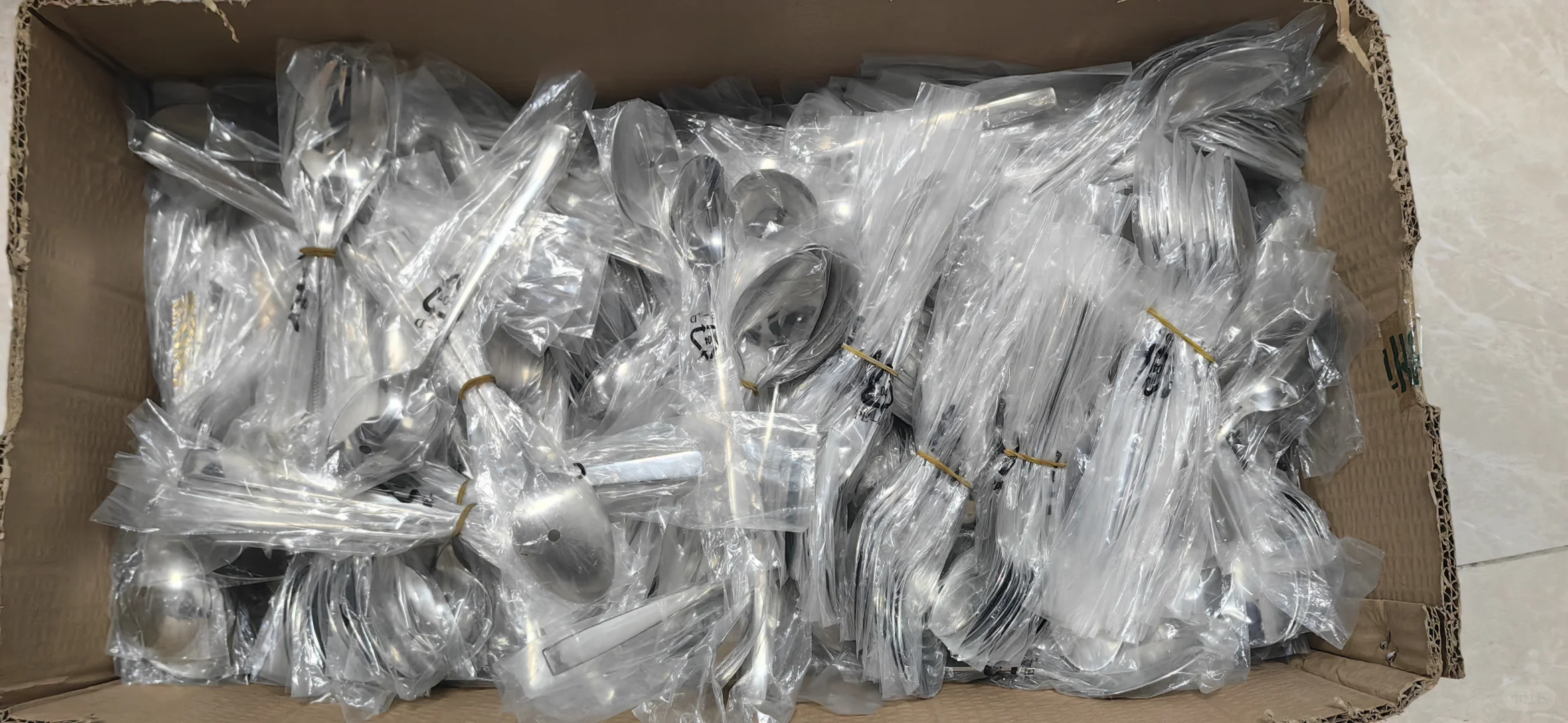 从广交会回来马不停蹄回工厂…