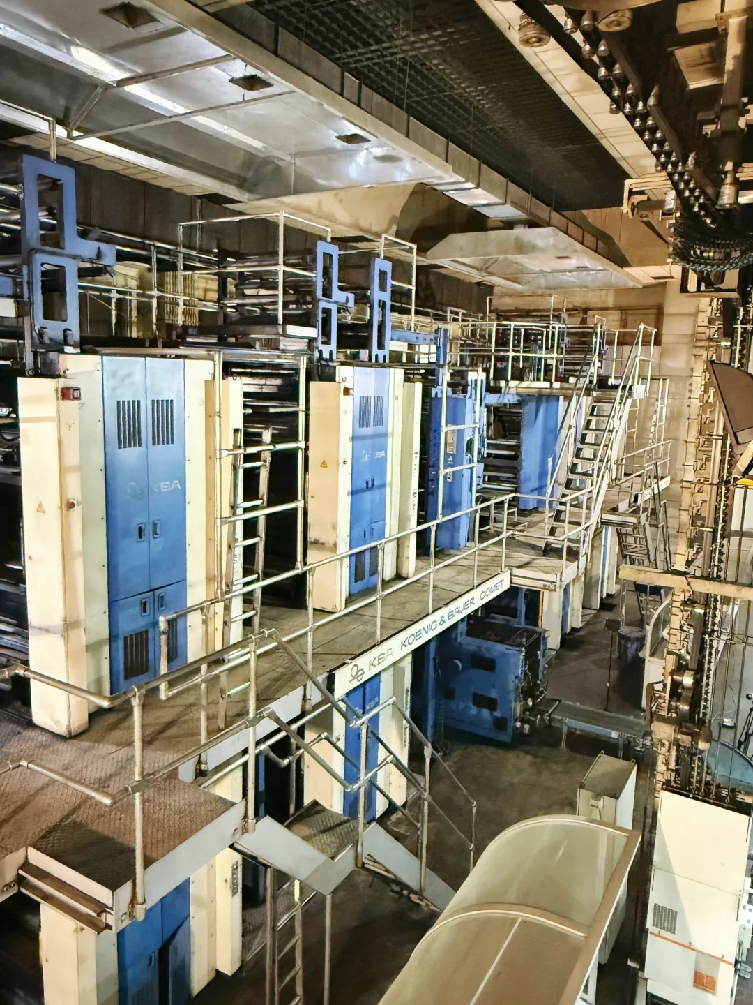 住在报社里的“印刷巨无霸”，气场绝了！