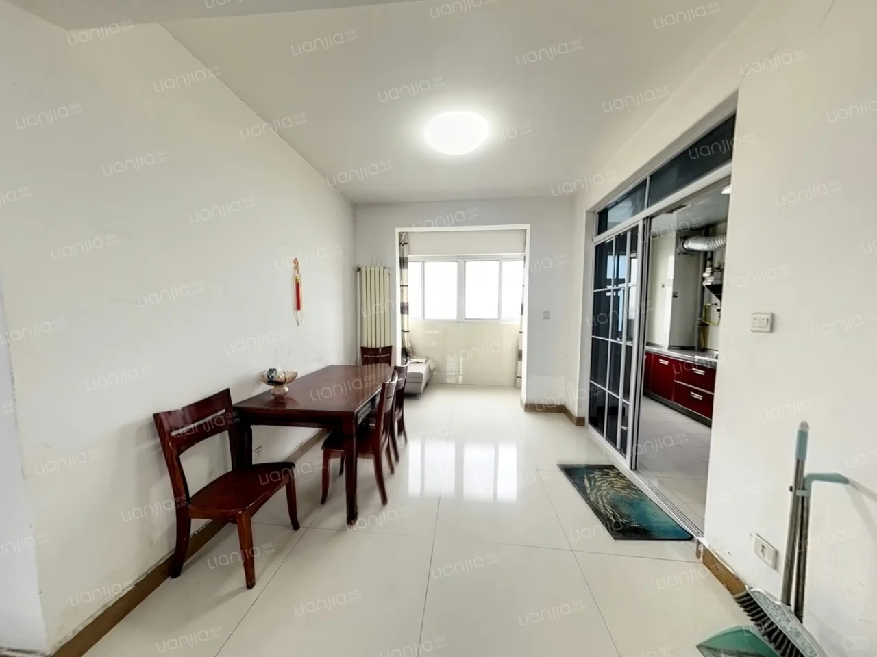 牧业经济家属院，拎包入住大两房，价格优质