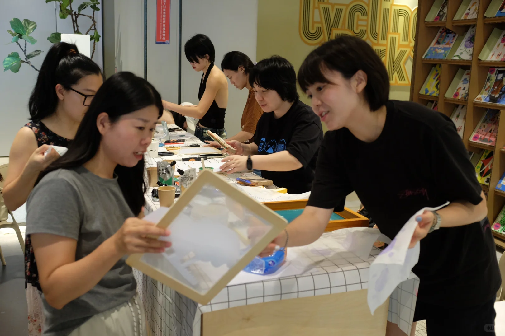 今年夏天我又办了一次丝网印刷workshop