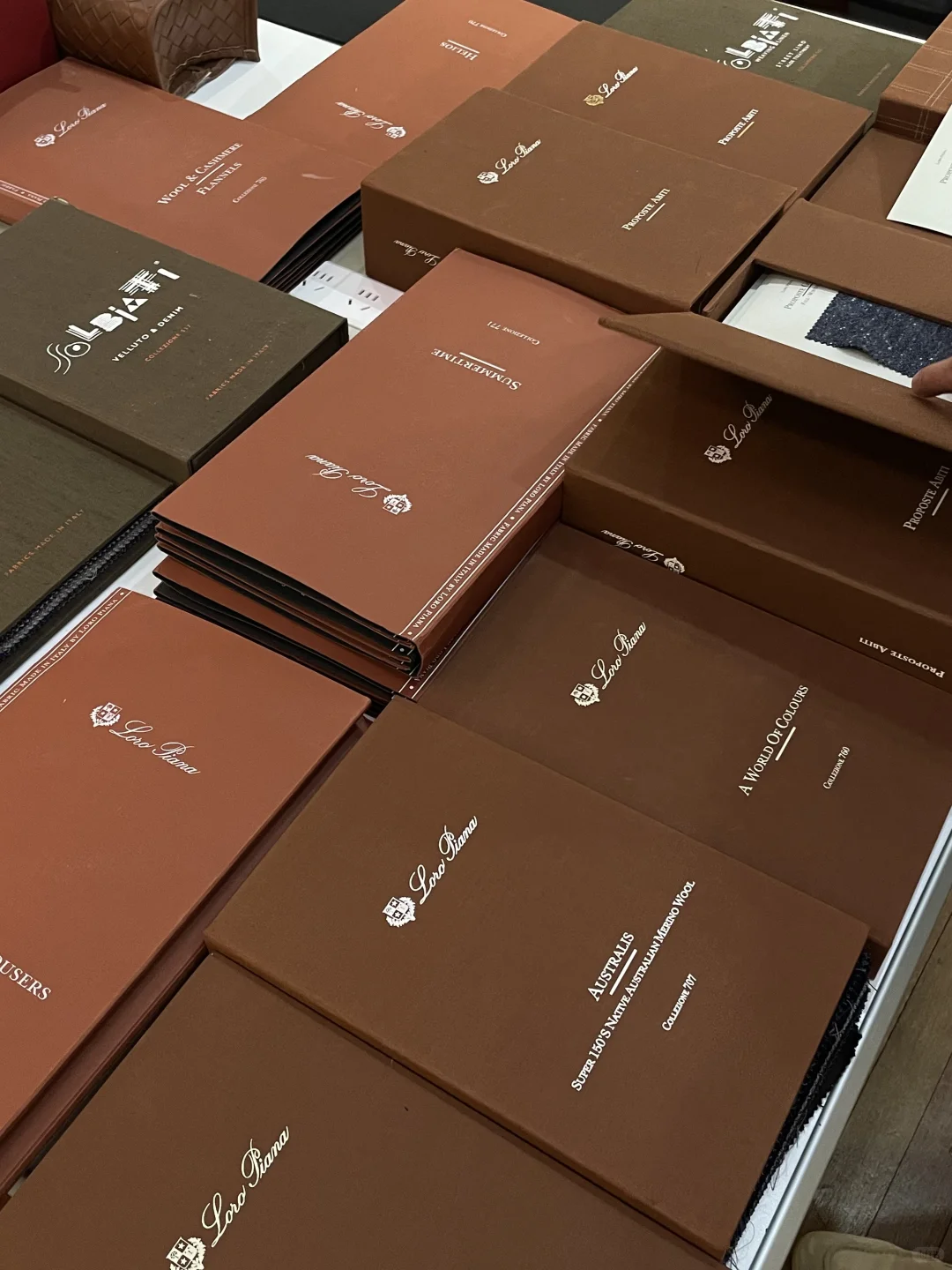 装逼冷知识：Loro Piana 季节盒子