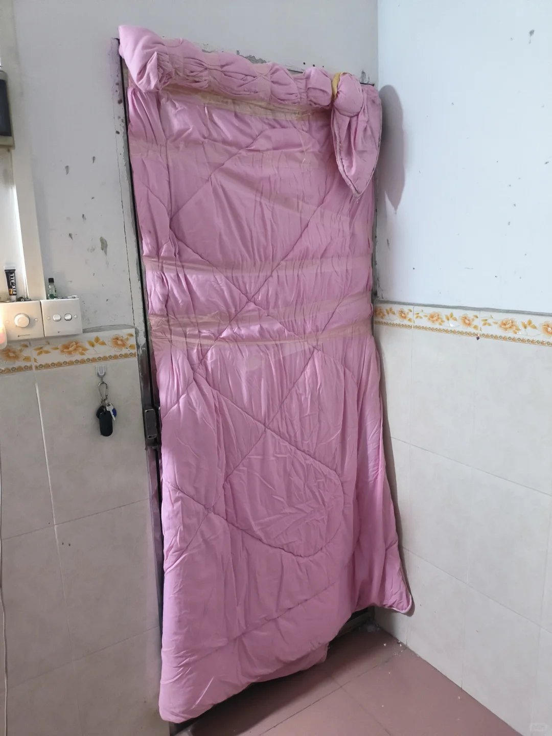 出租房隔音.铁门低成本隔音