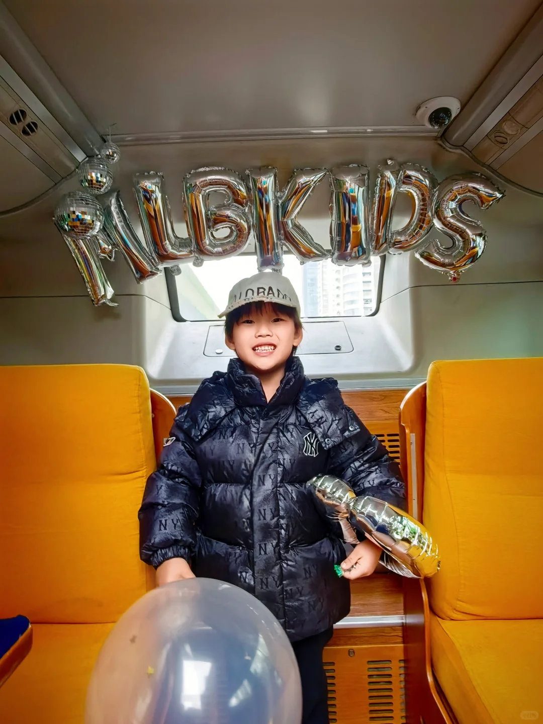 魔都移动潮拍天花板！MLBKIDS老花巴士