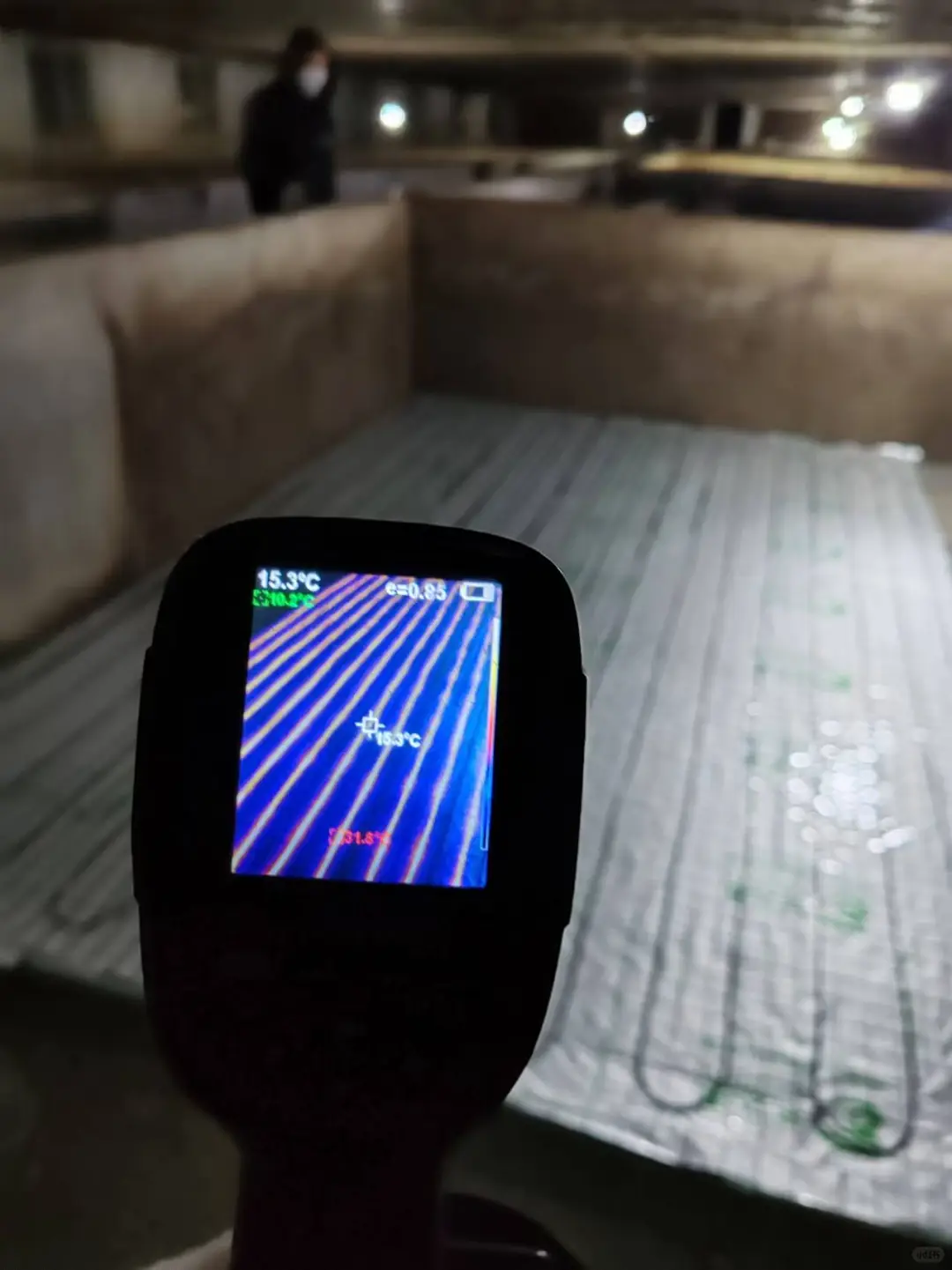 养猪场安装电地暖