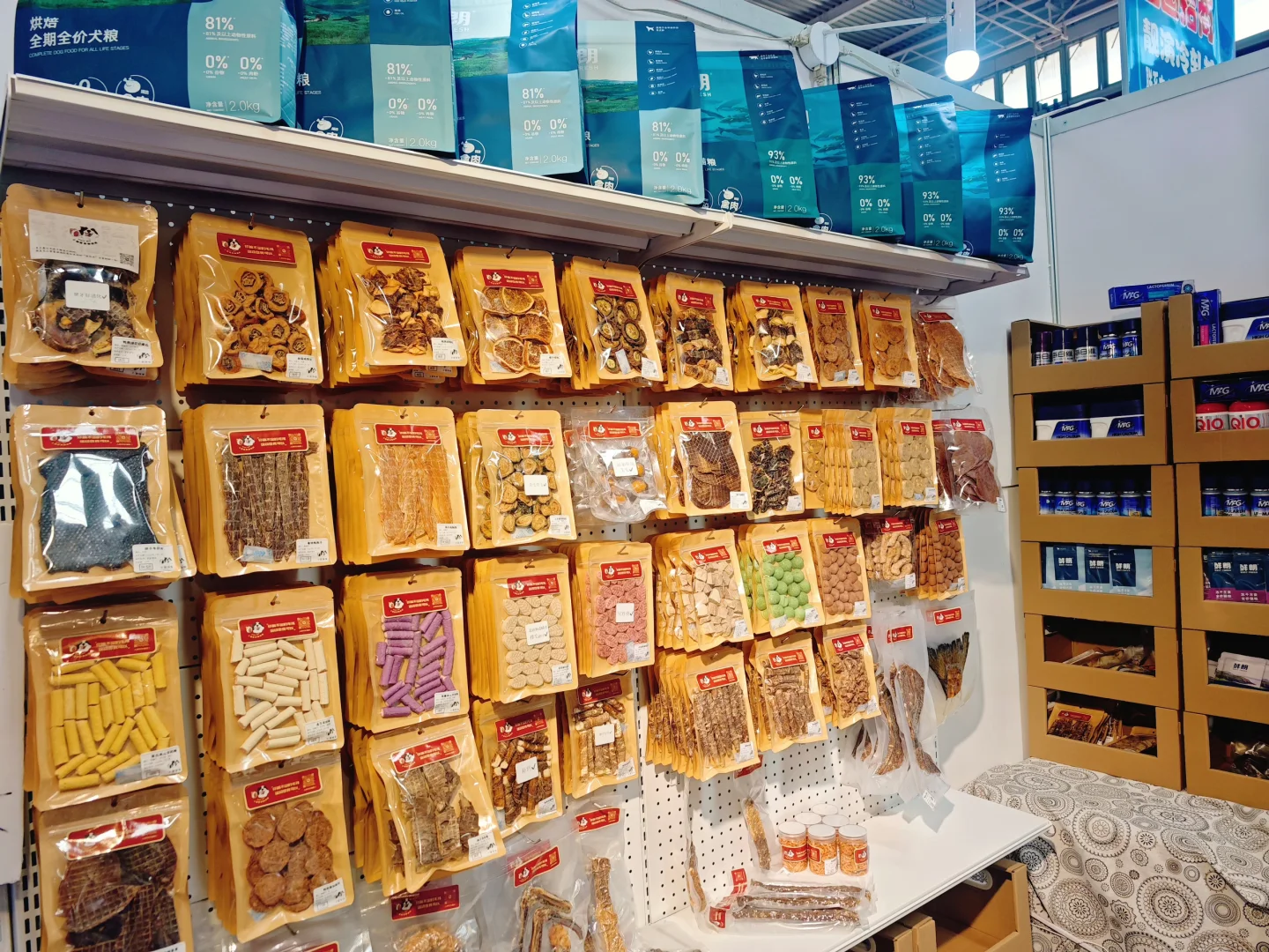 宠物展不会还有人没找到小窝宠食吧！