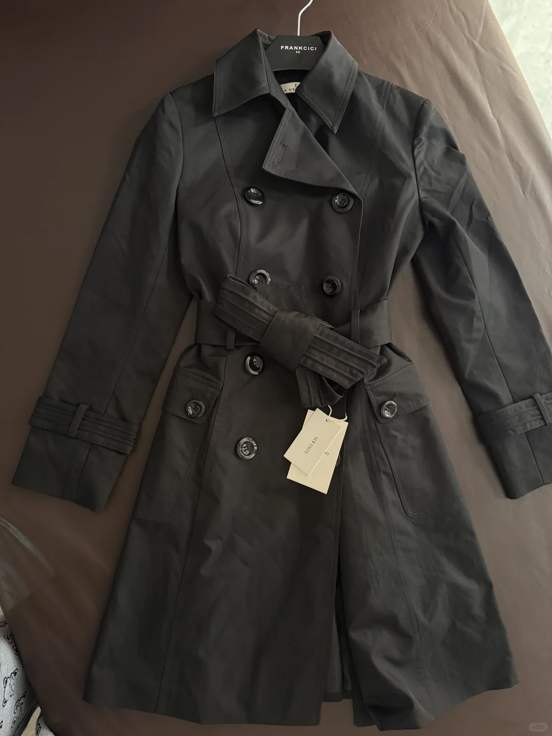 69.9?一件 风衣布料特别好