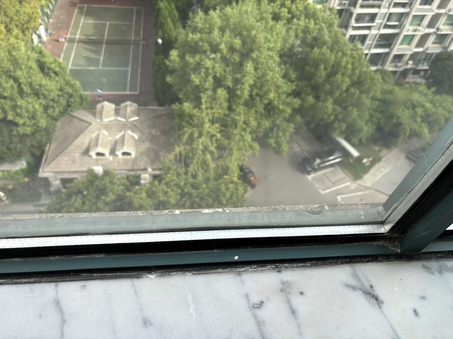 窗户不隔音，大家怎么解决的