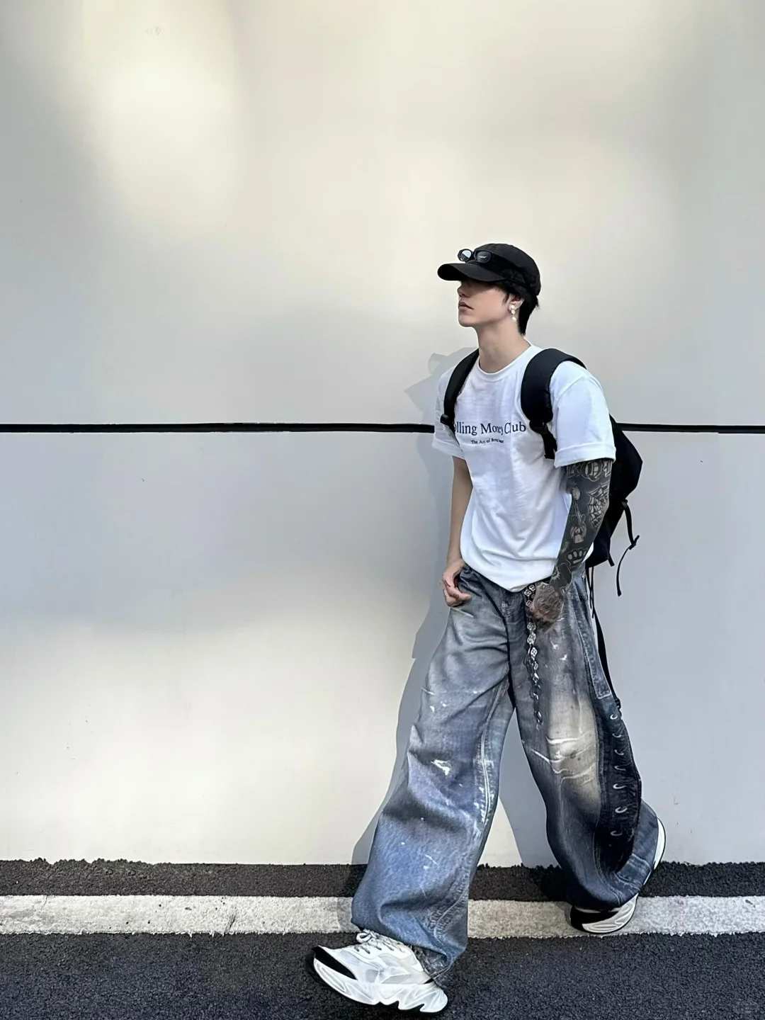 长得不帅?但穿得还行