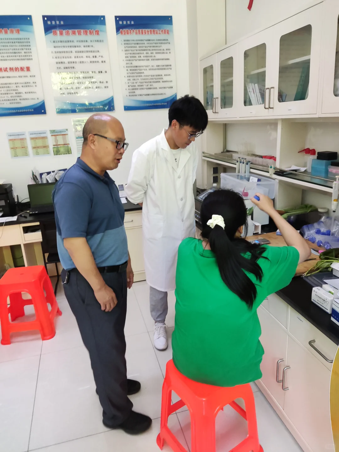 养猪场生猪养殖基地实验室建设方案所需仪器