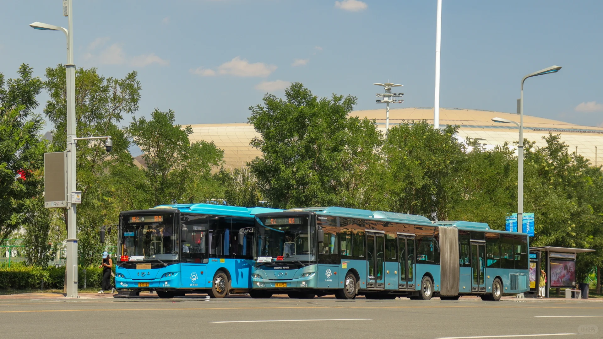 时日无多的金城BRT双开门大青后