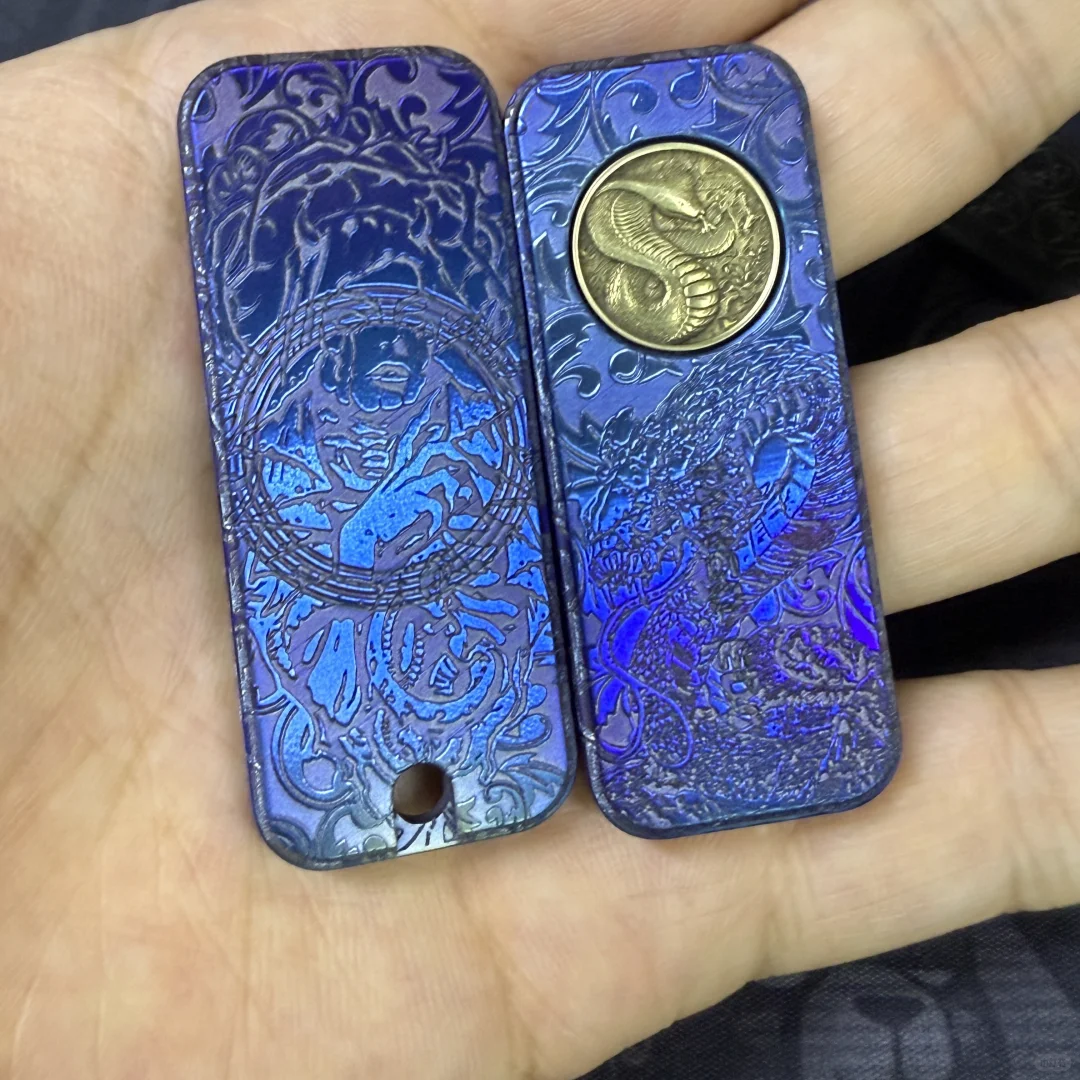 EDC推牌解压玩具方唐钛合金雕刻定制