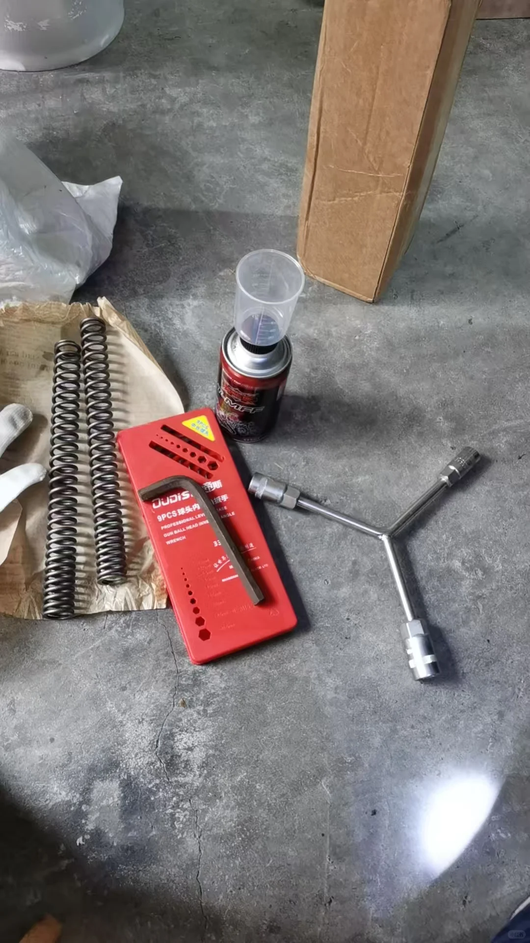 飞度 5- DIY弹簧，100 改出 1000 块的效果