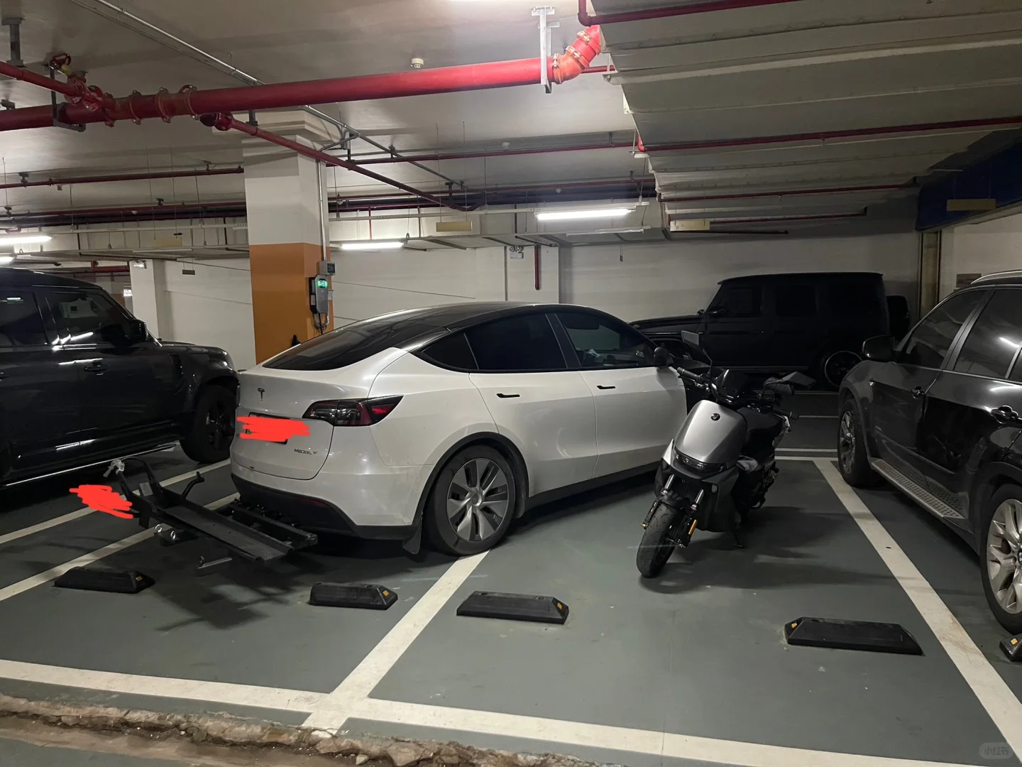 特斯拉model y背车架 背电动/摩托