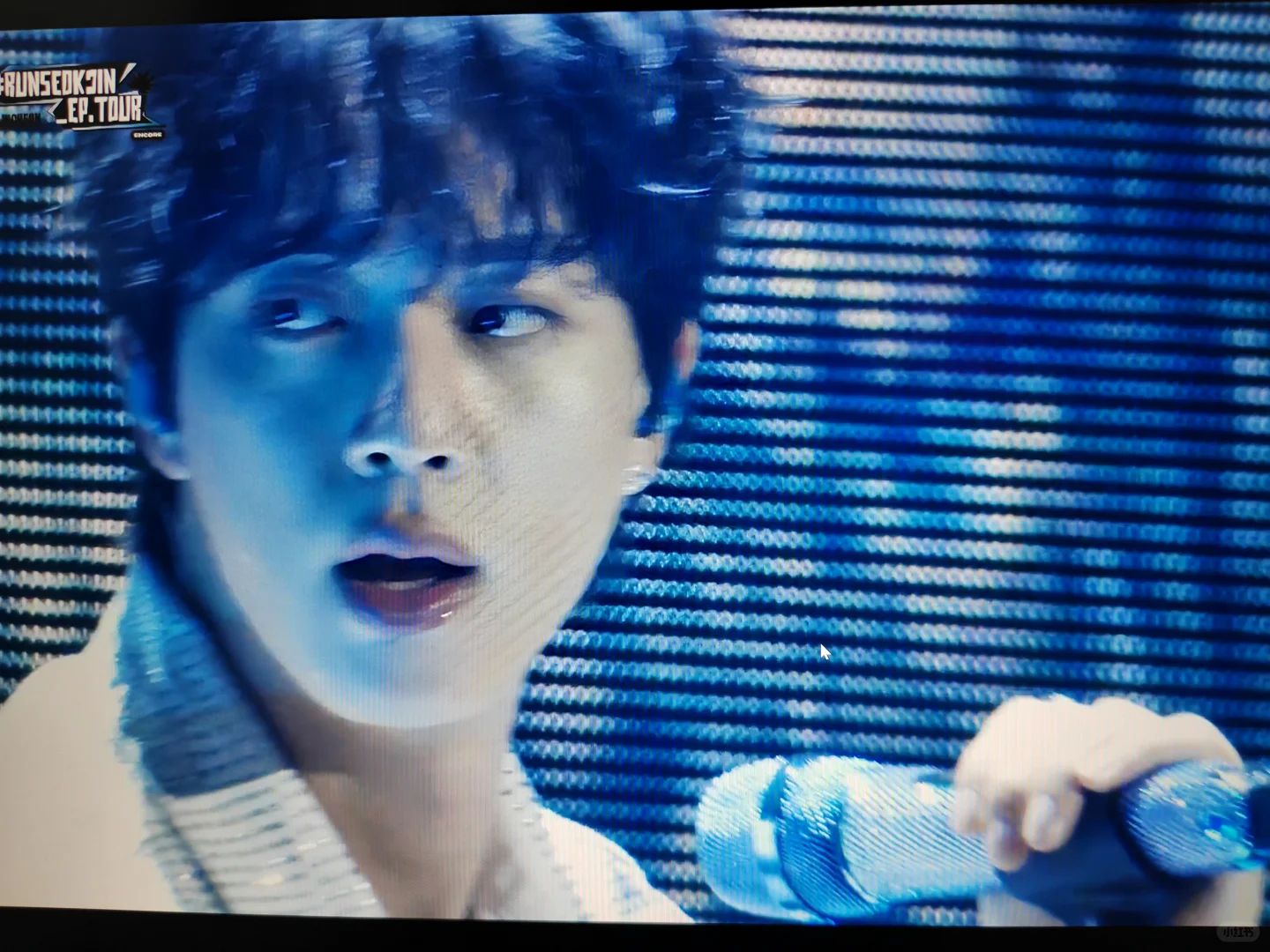 幸福是你透过摄像机望向我的眼睛