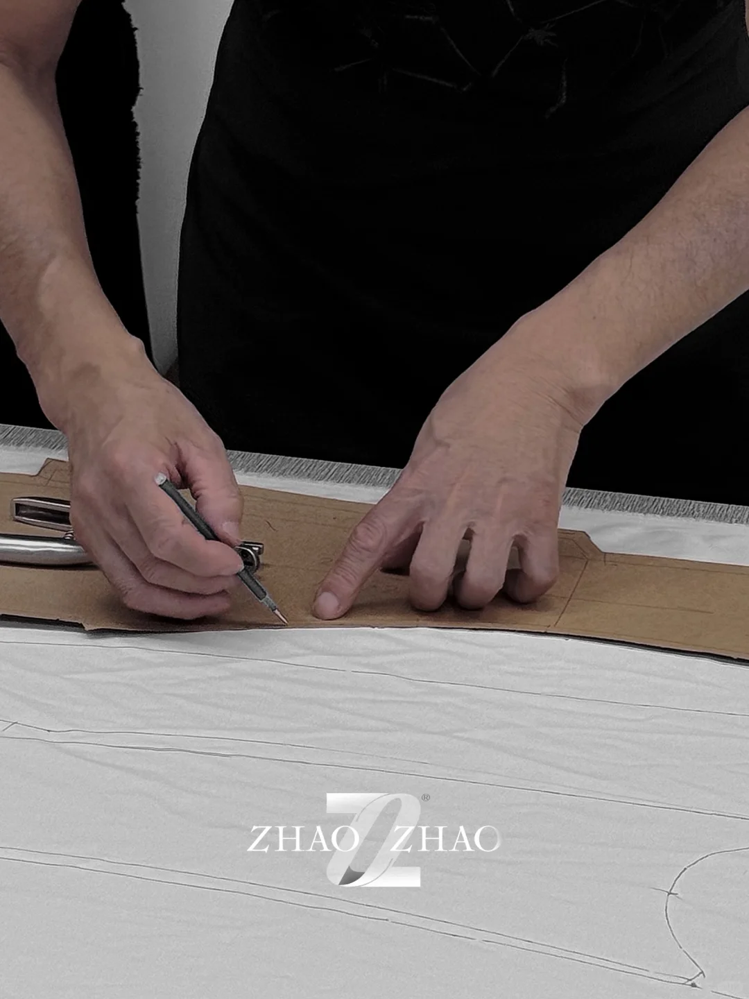 ZHAO ZHAO｜?镜头定格剪裁师傅的专注瞬间