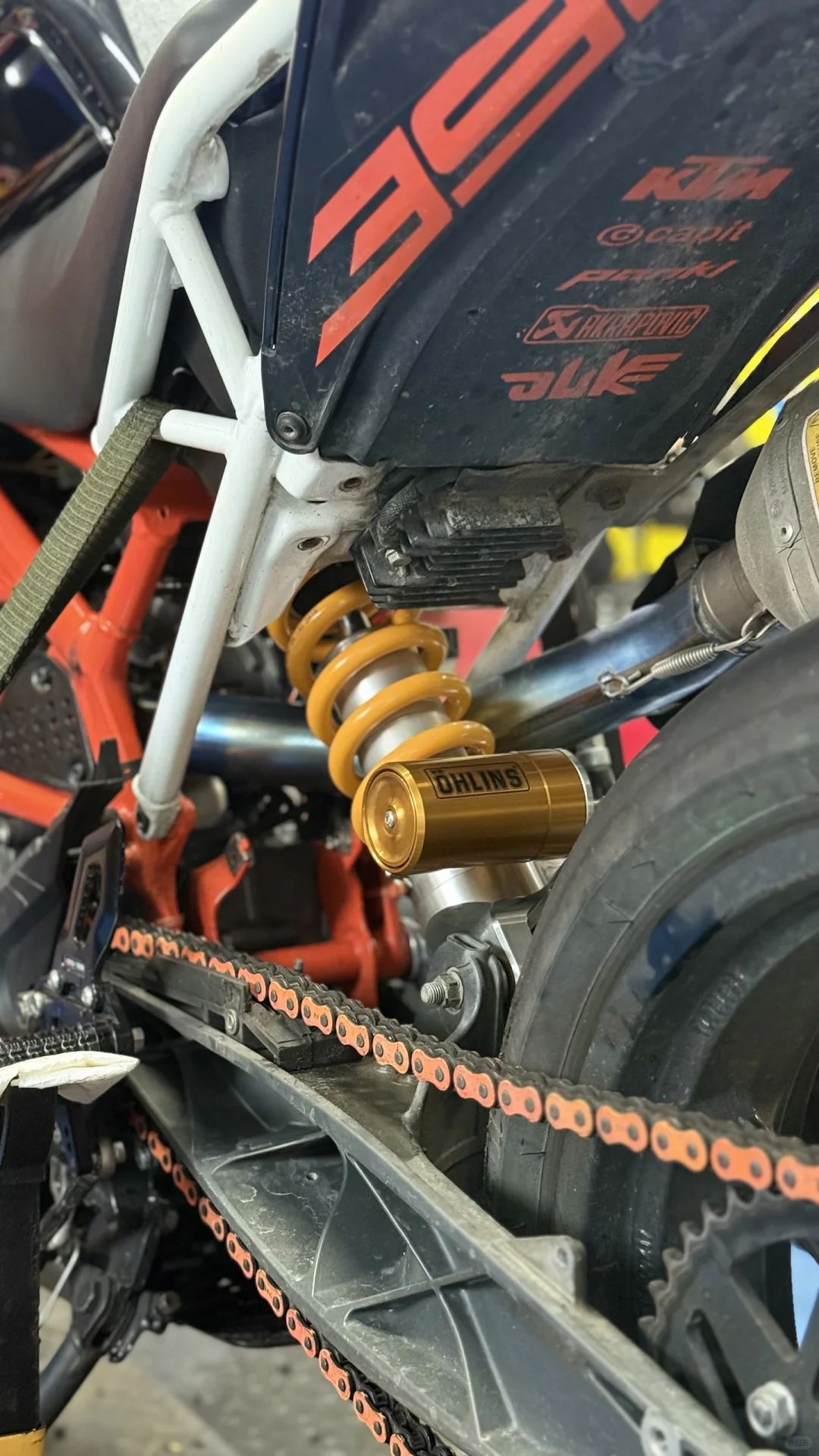 KTM390 Duke 更换OHLINS后避震
