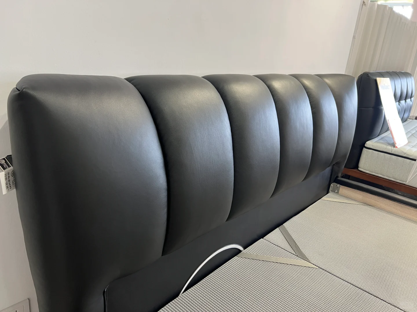 家具圈的“细节控”，藏在这些工艺里