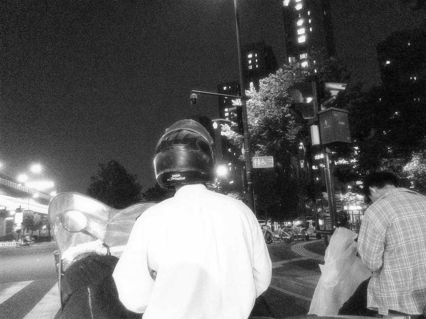 X Half 平平替 无屏八模式相机?