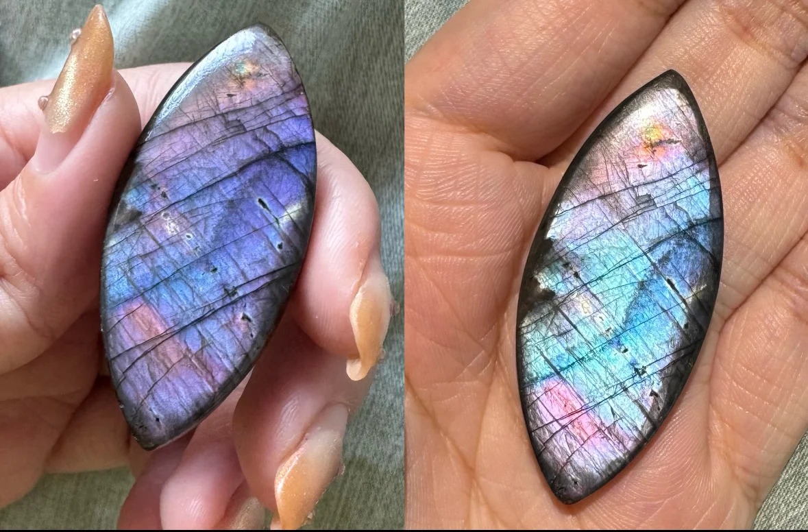 “变脸”拉长石