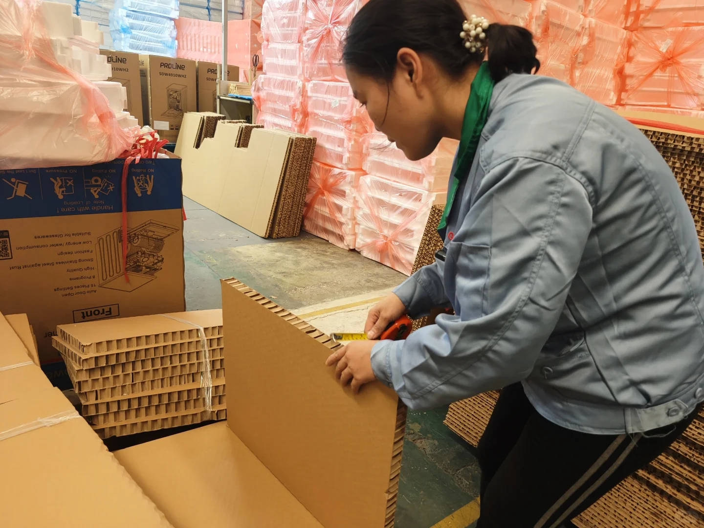 致敬一线辛勤的员工?