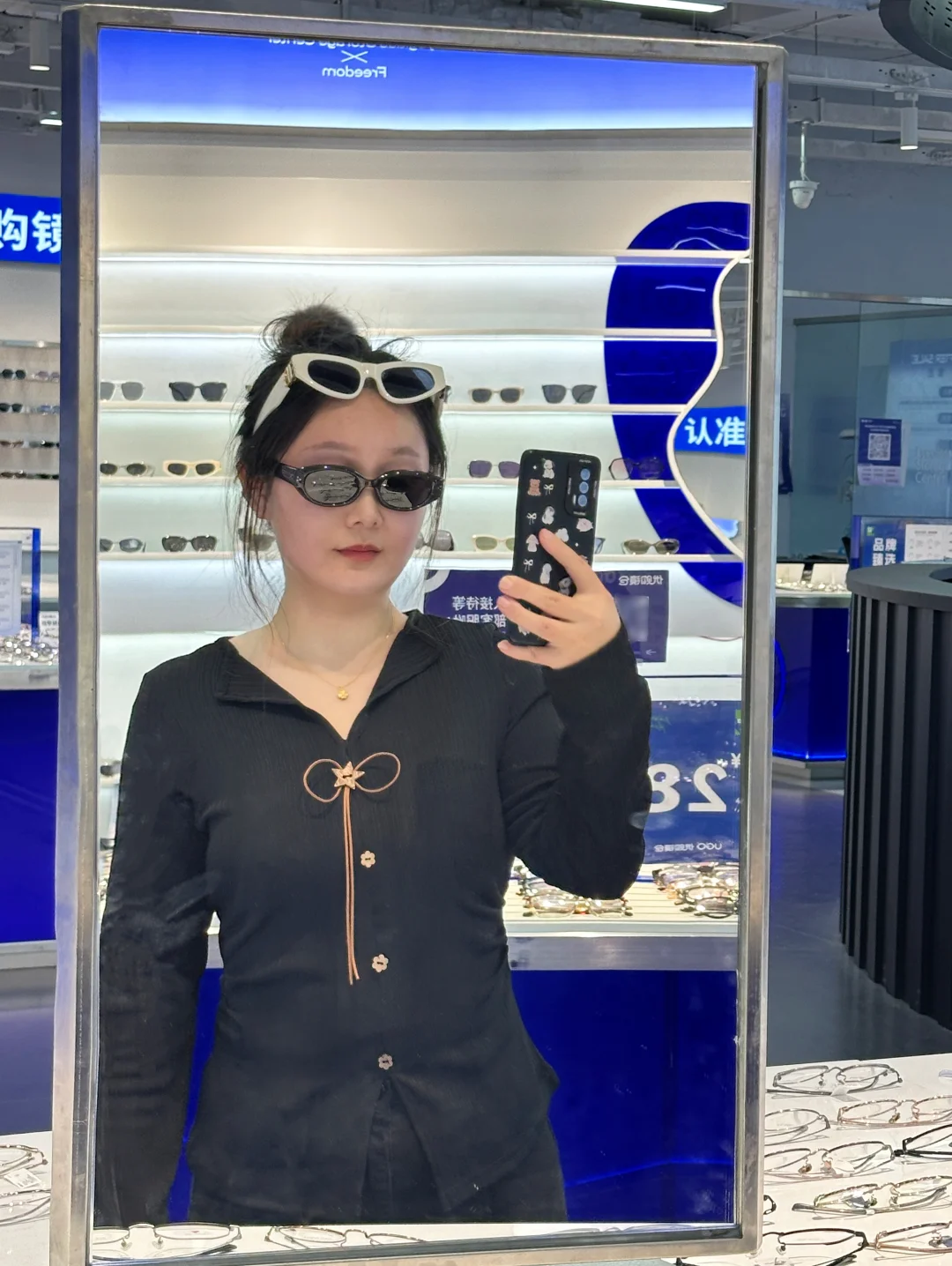 在天津9.9实现眼镜自由！眼镜仓库太好逛了