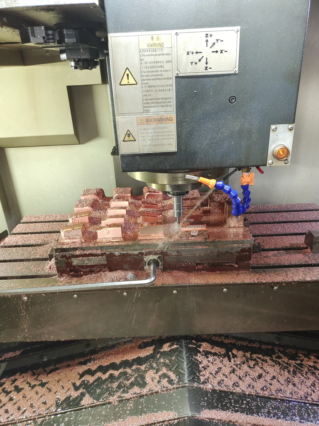 模具五金加工，磨床铣床CNC电极