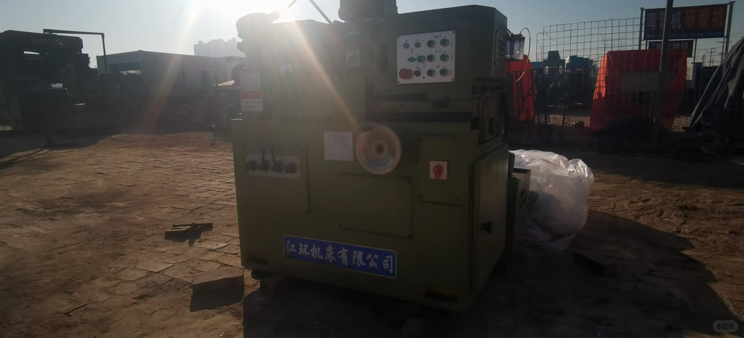 江环1020无心磨床，安装少用，试了几个活