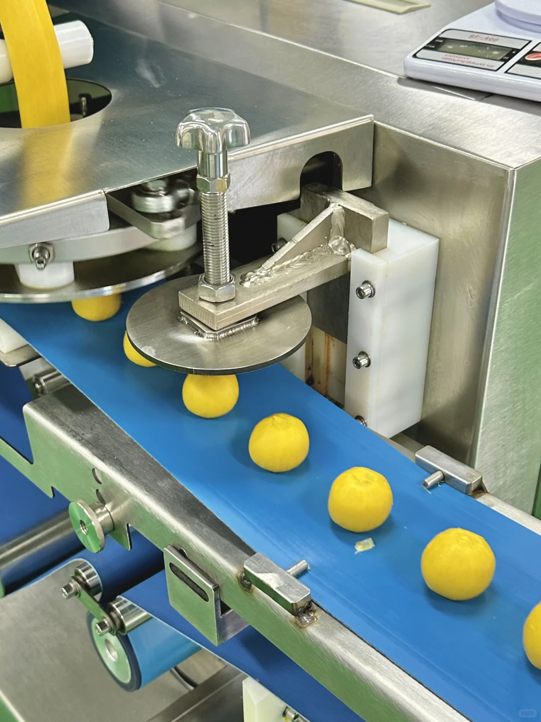 想在盒马这个烘焙工厂待一天！好治愈啊