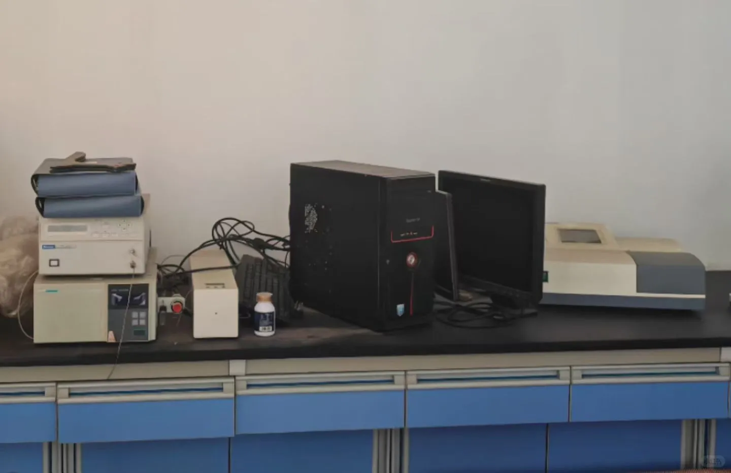 直接转让二手实验室仪器设备 回收二手实验