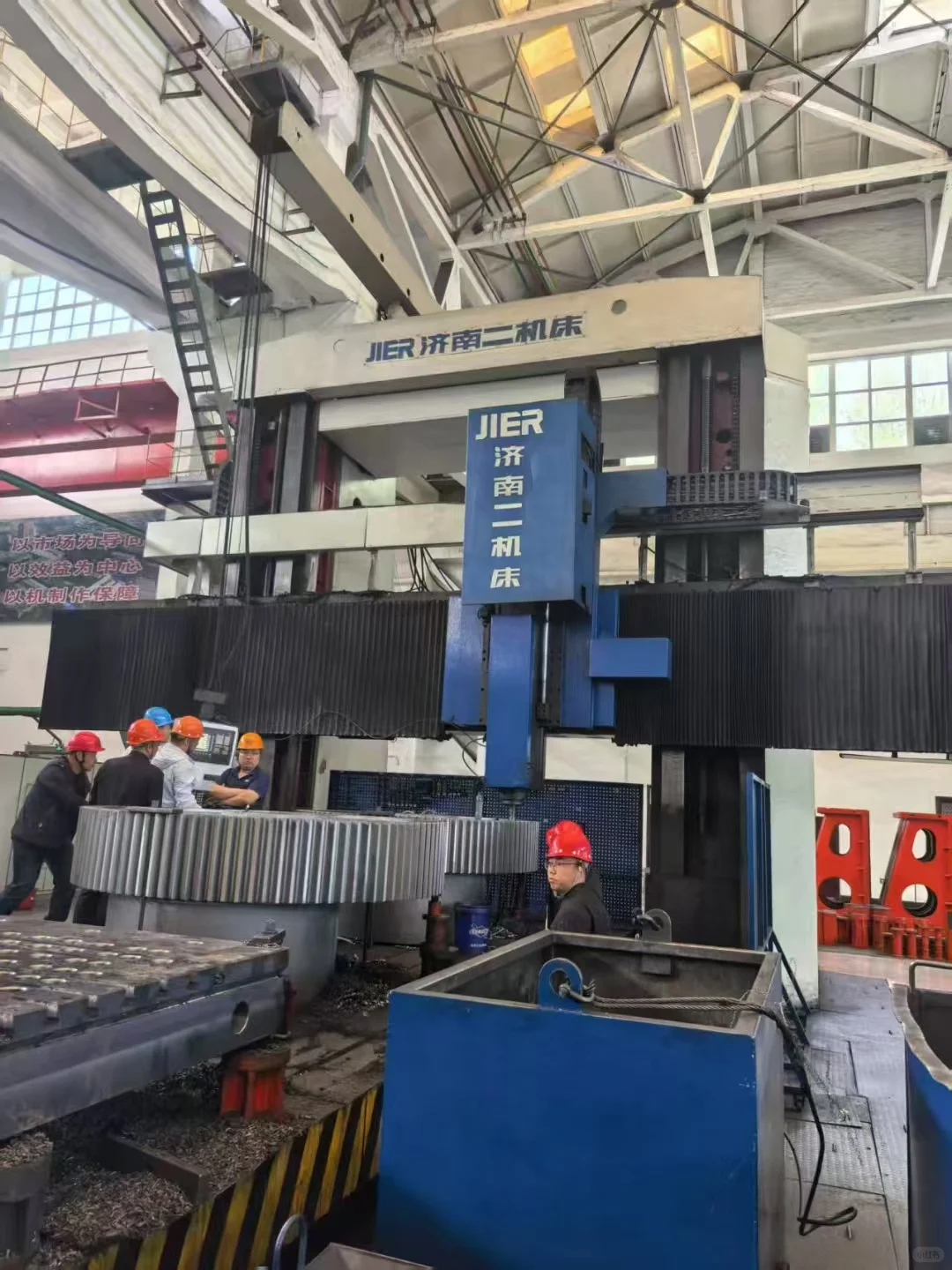 济南二机数控龙门镗铣床