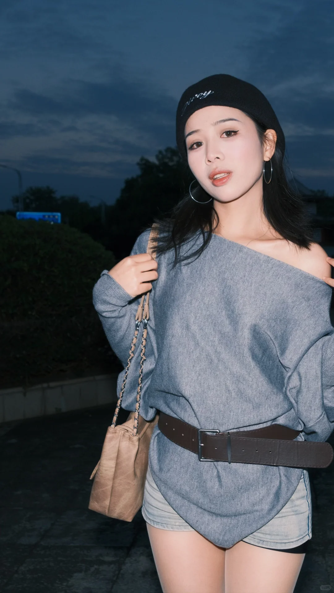 捕捉街头时尚感，每一帧都是风格的具象化～