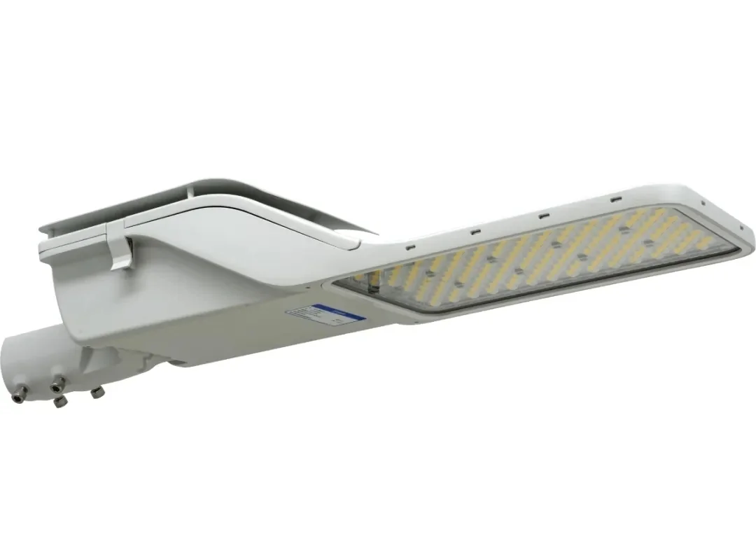 储能路灯搭建城市照明安全应急体系再添案例