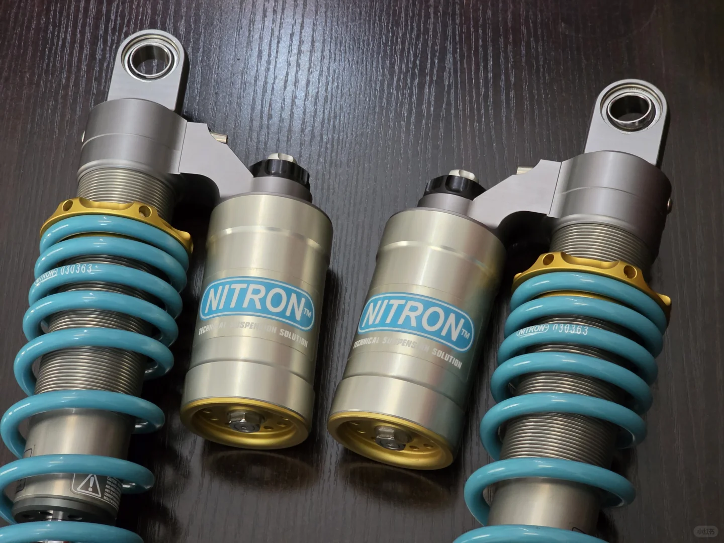 横评各种顶级后避震—xmax篇