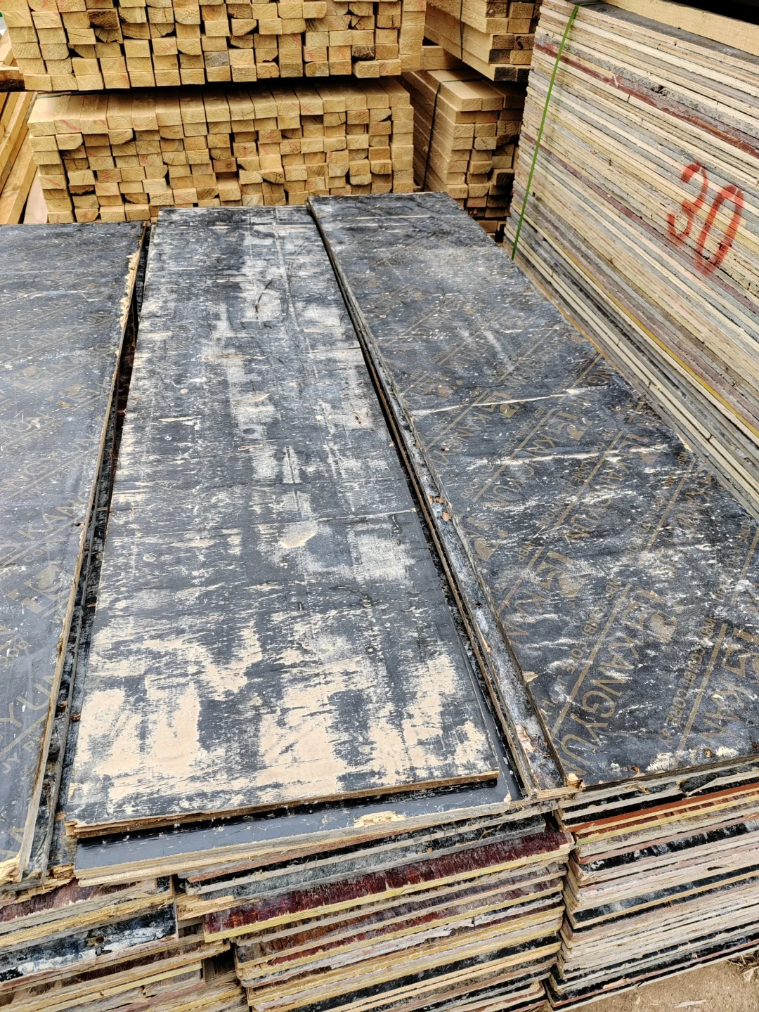 北京建筑木方加工定制批发清水模板竹胶板