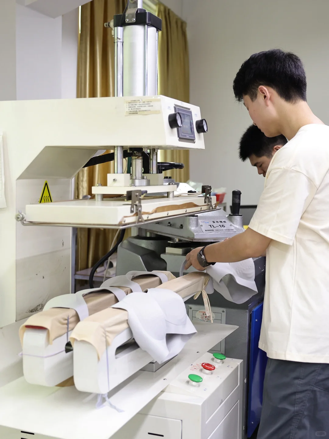 实力内衣源头工厂丨实拍生产车间！