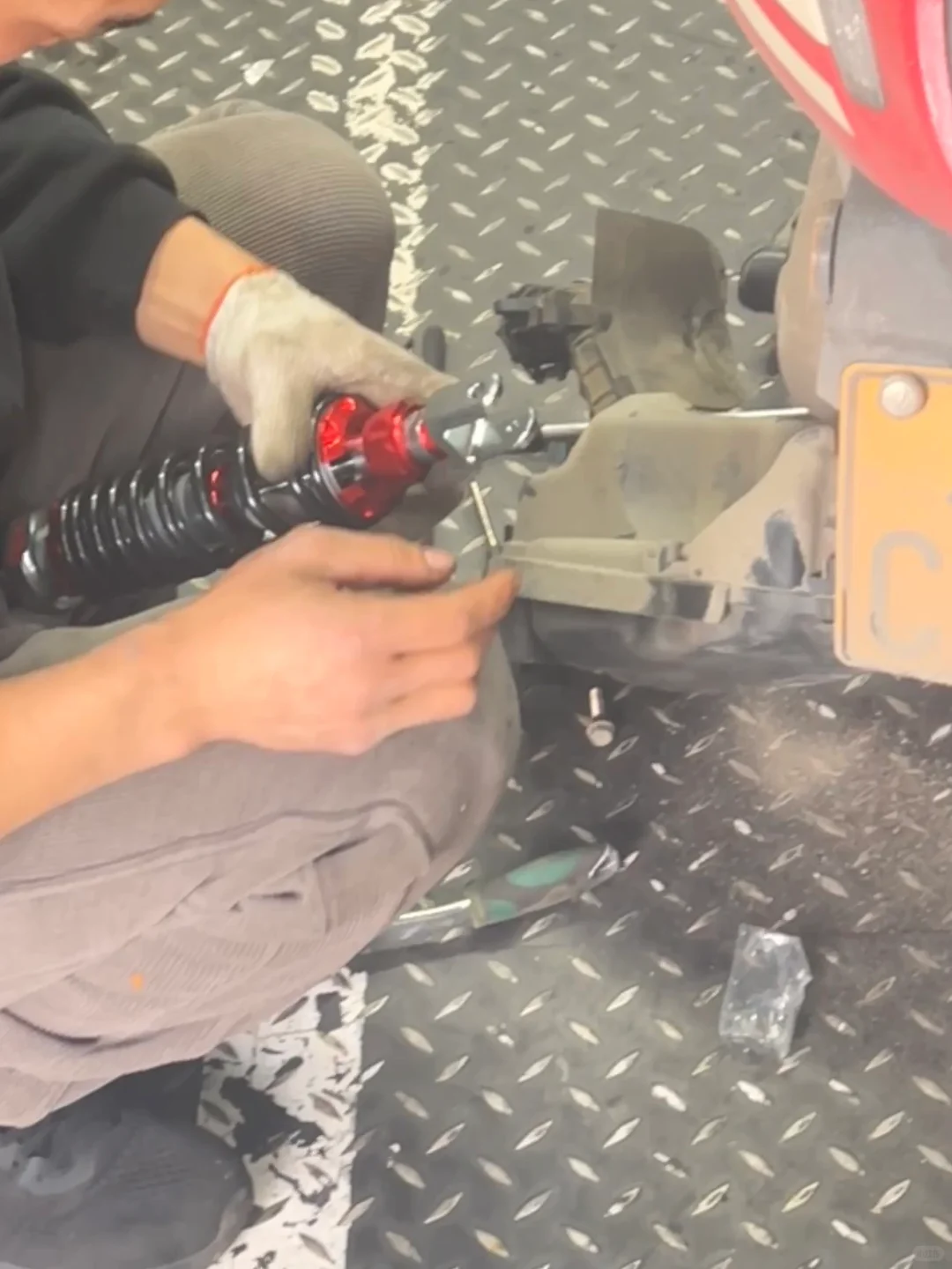 本田ns125la 更换前后避震