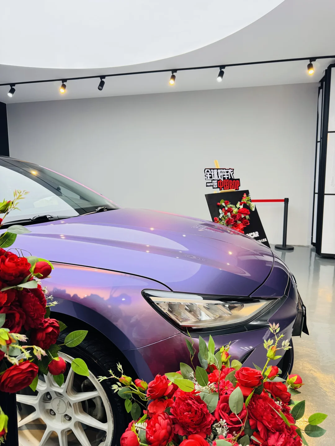 贴一台变色膜之后是什么感受灵境紫