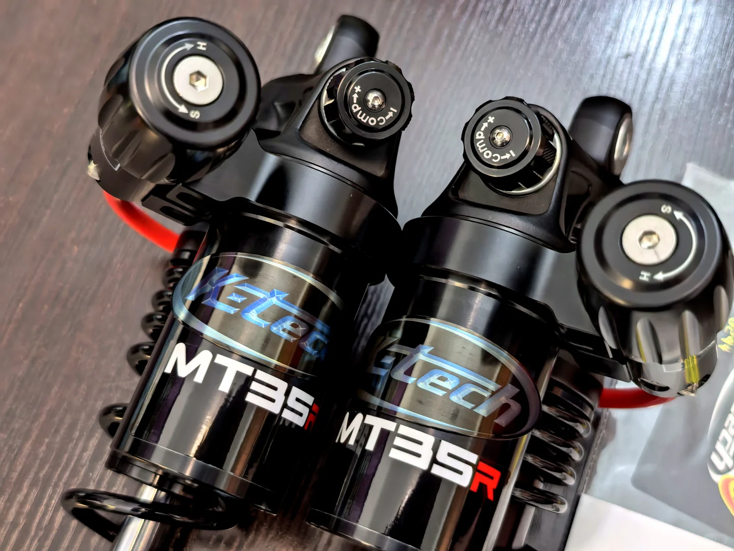 横评各种顶级后避震—xmax篇