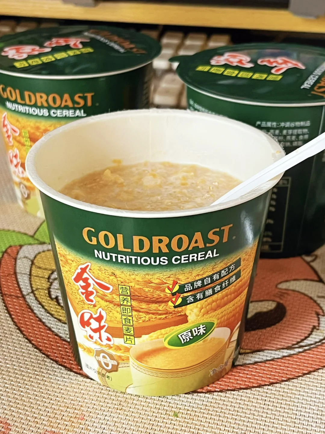 大学生的早八速食救命杯?