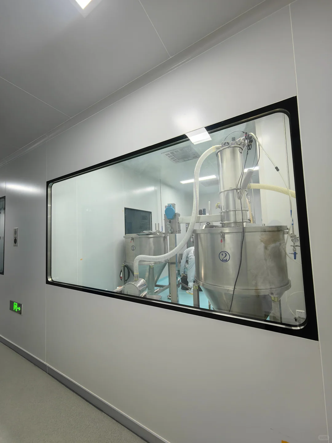 刚入职，老板就带我逛工厂，这规模真能处！