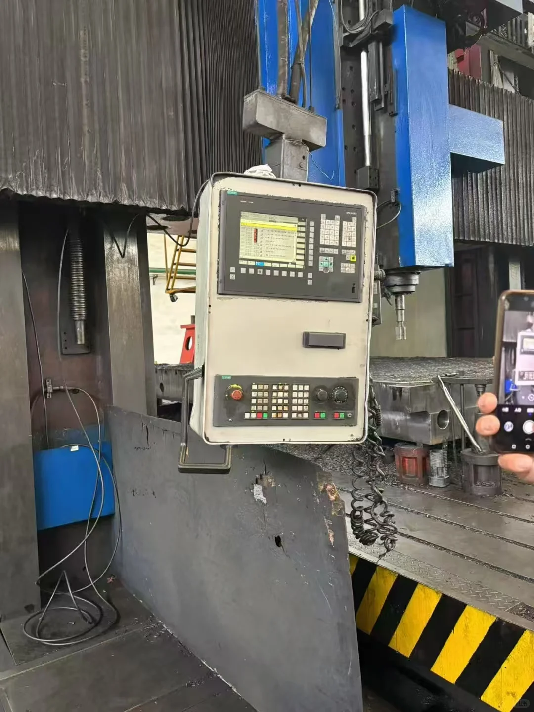 济南二机数控龙门镗铣床