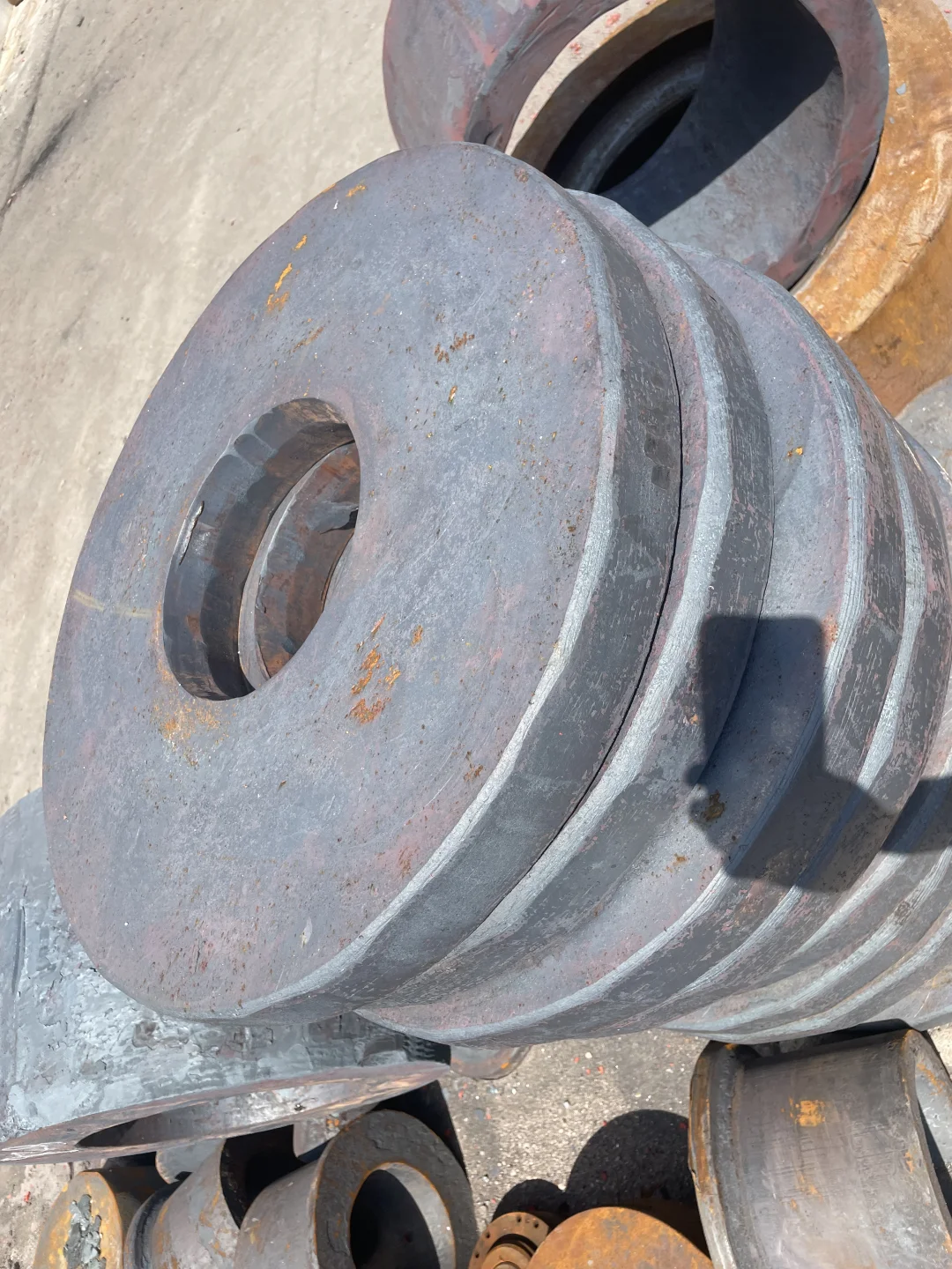 锻造分度盘毛坯 9Cr2Mo钢+粗车 数控铣床分