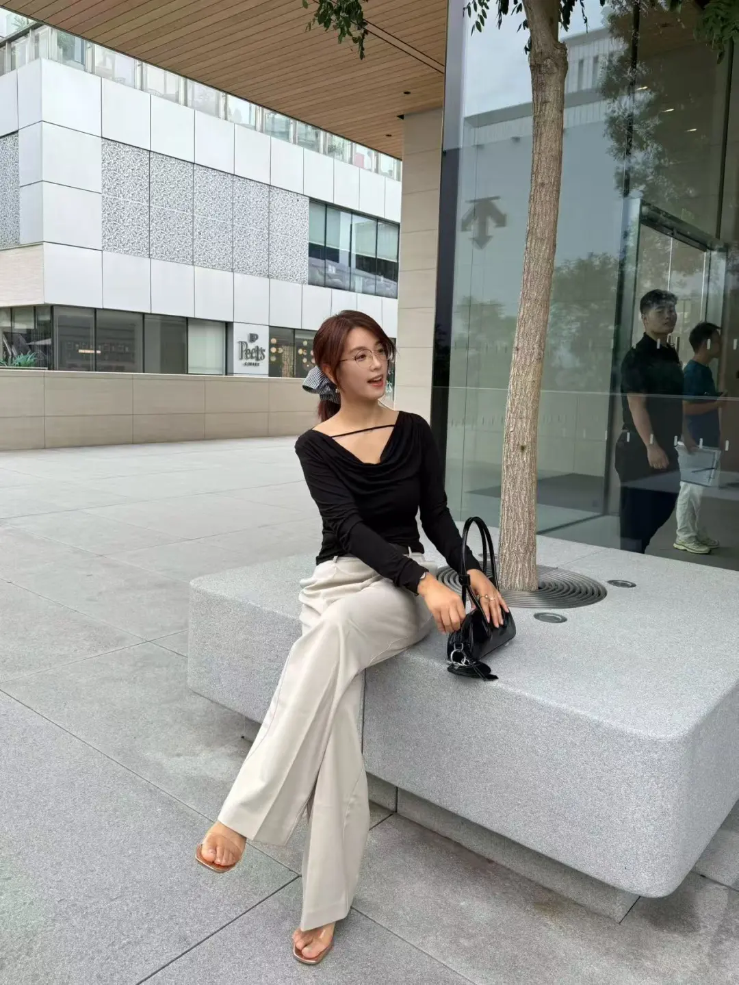 一条裤子搭出4种风格？