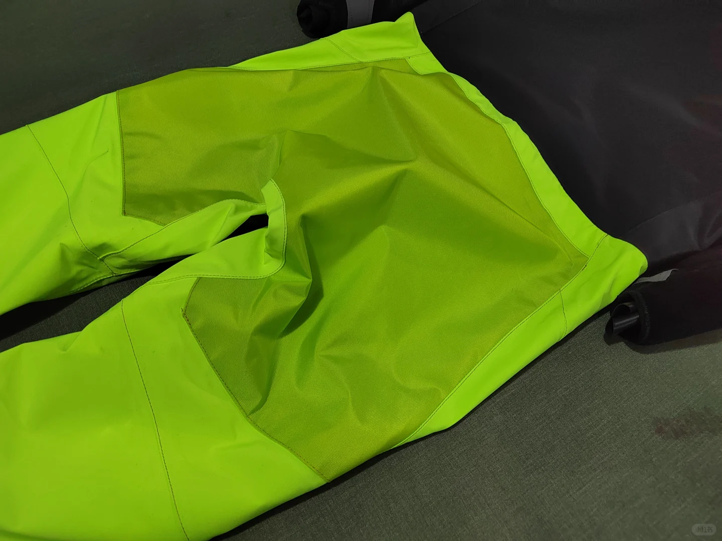 地球之河干衣 做自己 干到底