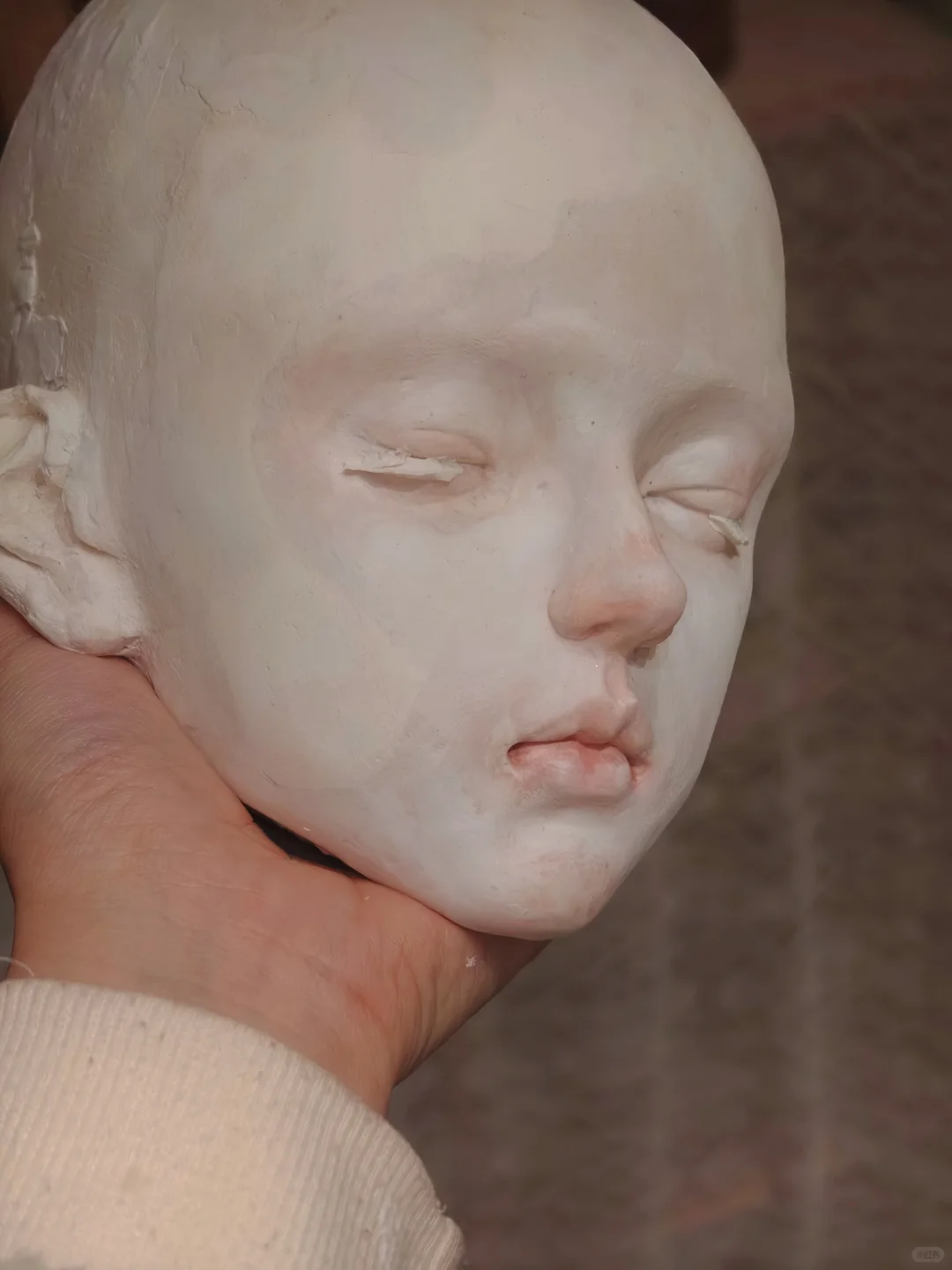 看这个斑驳的脸