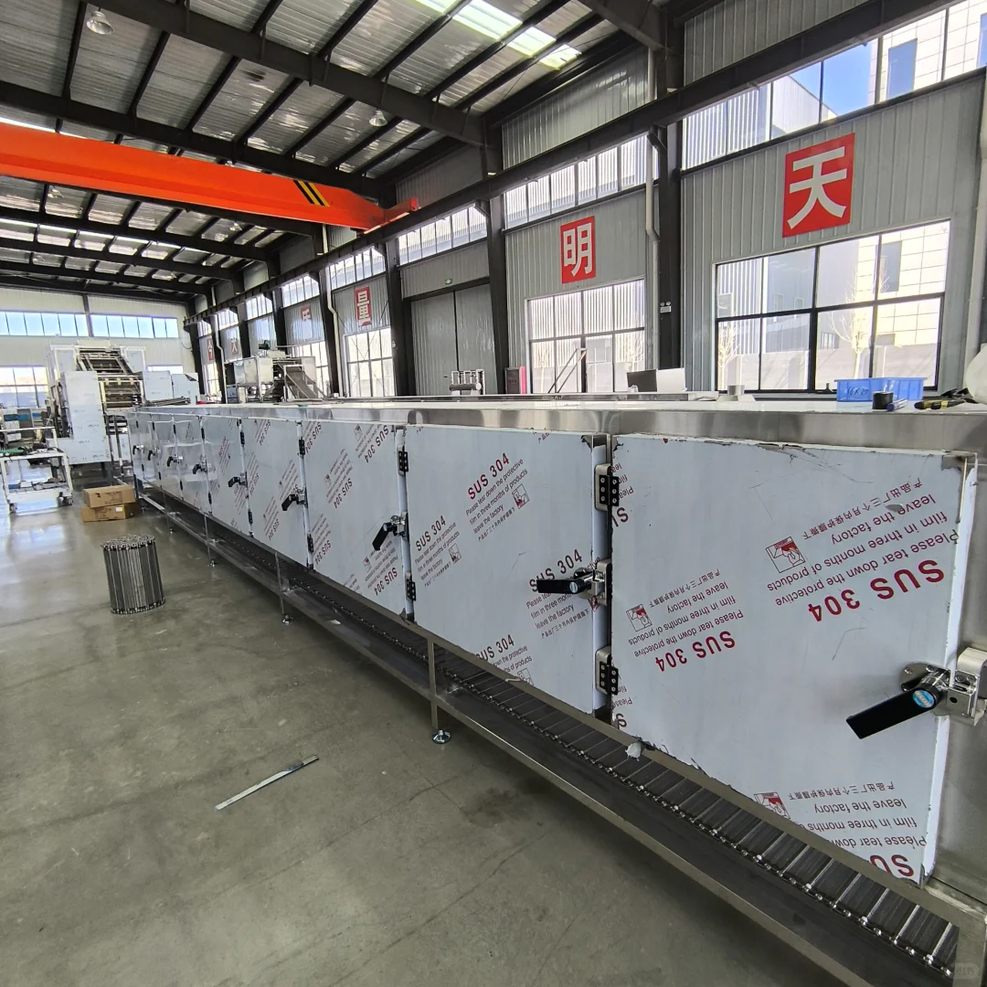 实体工厂拍摄方便面生产线