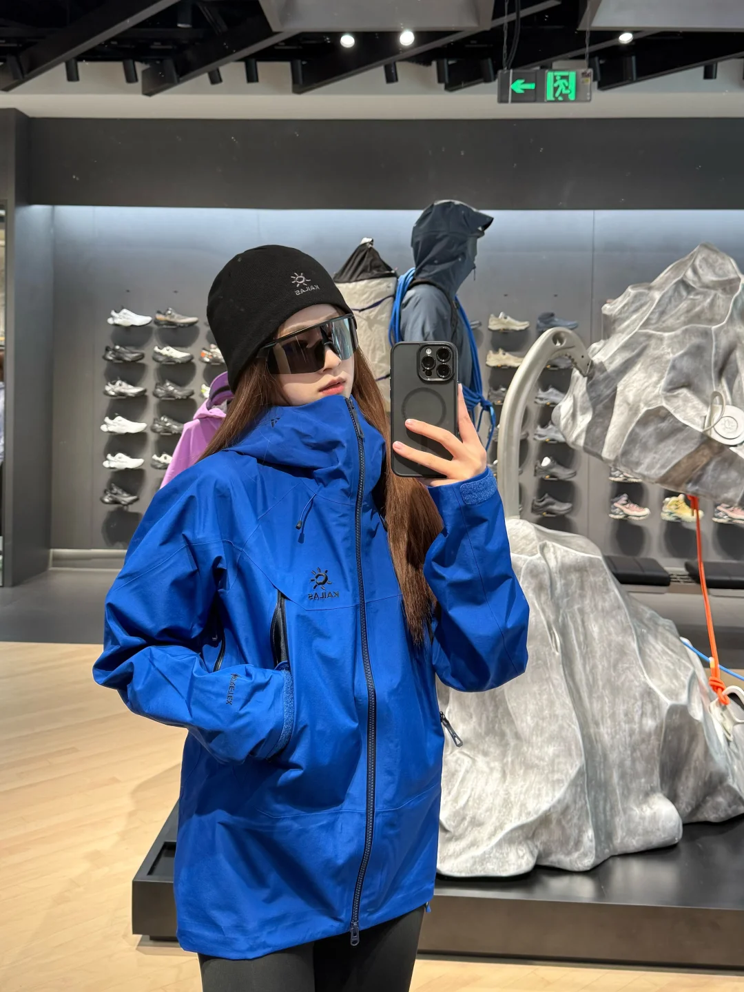 凯乐石montx勒多曼因蓝，户外王者配色?